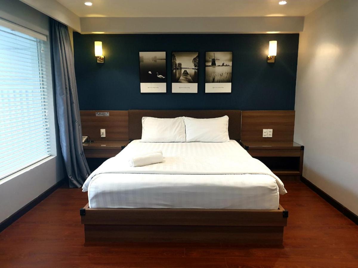 RedDoorz Premium Cloud 9 An Nhon Hotel Ho-Chi-Minh-Stadt Exterior foto